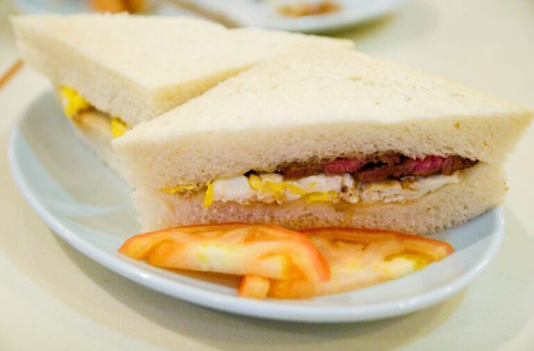 39 鹹牛肉蛋治 Corned Beef and Egg Sandwich